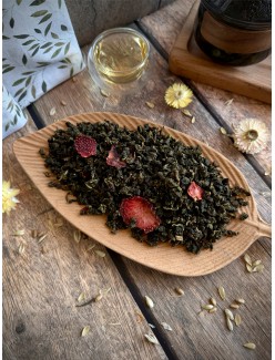 Молочный улун с клубникой