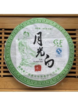 Бай Хао Пуэр “Белая луна”, белый Пуэр