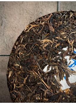 Шен Пуэр от чайной фабрики Мэнку (округ Линьцан), 2016 год