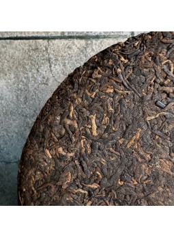Шу Пуэр "Черный ледяной остров", чайная фабрика Гу Юнь Хао, 2016 год