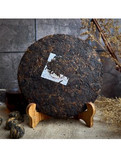 Выдержанный Шу Пуэр, чайная фабрика Дунхай, 2013 год