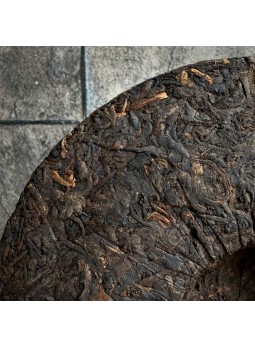 Выдержанный Шу Пуэр, чайная фабрика Дунхай, 2013 год
