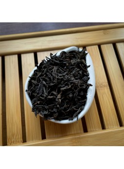 Да Хун Пао «Большой Красный Халат» (средняя обжарка)