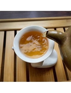 Да Хун Пао «Большой Красный Халат» (средняя обжарка)