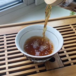 Дун Фан Хун, Ли Чжи Хун Ча «Красный чай с соком плода Личи», 100 грамм